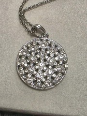 Gorgeous Vintage Silver Tone Crystal Circle Necklace 20 Inch