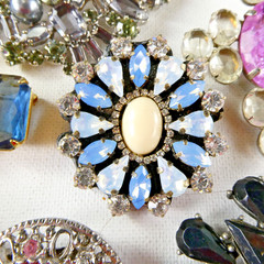 Plastic PIN BROOCH Collection 10 Piece Acrylic Lucite Multi Color Stones Large