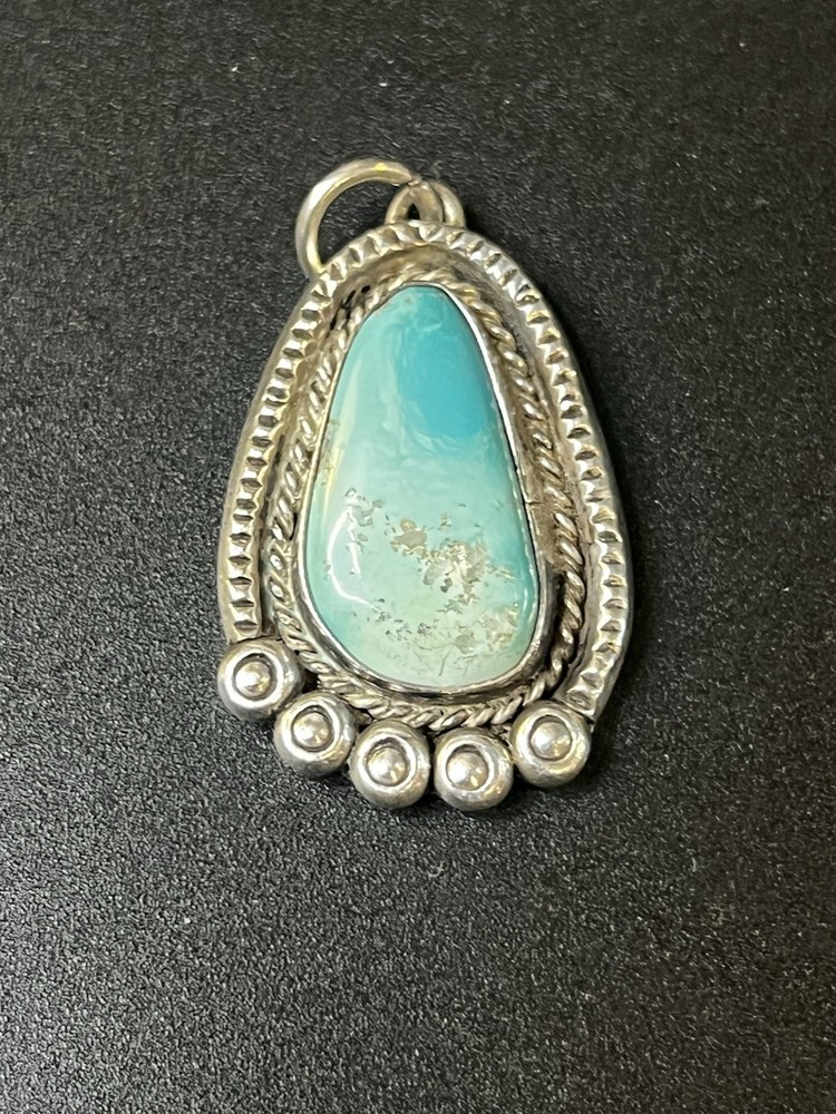 Vintage Unsigned Native American Turquoise Vintage 925 Sterling Silver Pendant