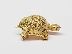 THE CUTEST Detailed 19k Gold 29x19mm Ruby Eyes Tortoise Turtle Pin Brooch