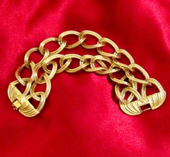 Vtg Runway Wide Double Chain MONET 70s GP Textured Oval Link Bracelet Classic