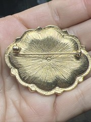 Avon Brooch Victorian Pink Cabochon Elegant Estate Vintage deco jewelry jewel