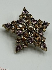 Vtg Signed GRAZIANO Gold-tone Pink & Topaz Color Rhinestone Star Brooch