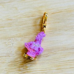 Y2K Juicy Couture Marie Antoinette Bust Charm Pink Rhinestone Gold Plated RAre
