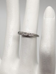 Vintage 1957 4 VS G Diamond Platinum Wedding Band Ring