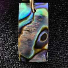 Vtg Lot Iridescent Abalone Shell Pendant & 2 Pierced Earrings Boho Beach Coastal
