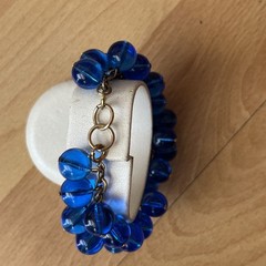Sky Blue Lucite Balls Bracelet