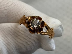Vtg 14K Yellow Gold Ring 1.7g Fine Jewelry Size 7 Band Clear Round Stone *READ*