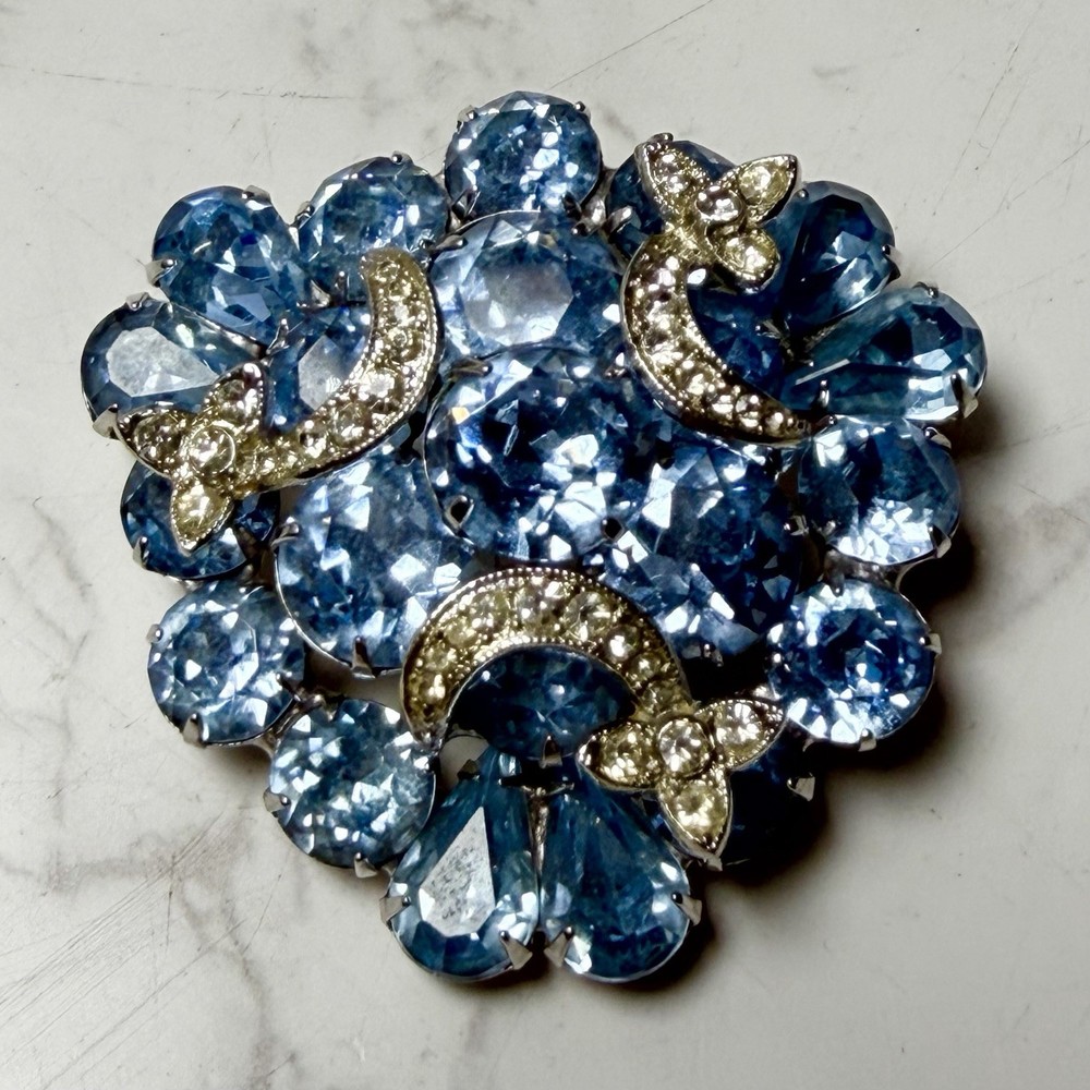 VTG Eisenberg “Ice Blue & White” Glass Rhinestone 3D Silver Tone Brooch 2” Pin