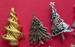 VINTAGE CHRISTMAS TREE BROOCH PIN LOT T BOOK PIECE VERO LIA RADKO BJ ROMA MCM 15