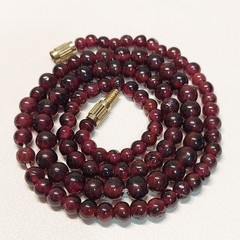 VTG Natural Garnet Graduated Hand Cut Bead Necklace 18.1″ Gold Tone Clasp 25.15g