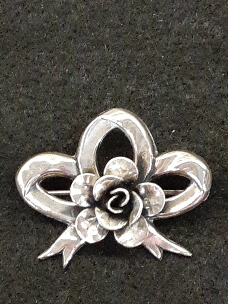 Vintage Sterling by JewelArt Rose & Bow Brooch 1.25″ x 1″ 5gr