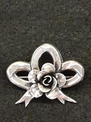 Vintage Sterling by JewelArt Rose & Bow Brooch 1.25″ x 1″ 5gr