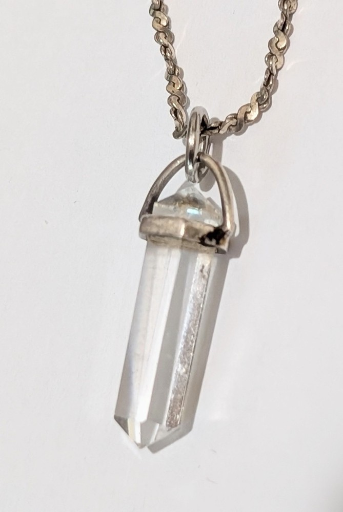 Vintage Sterling Silver Quartz Crystal Point 1.25″ Pendant 16″ Necklace