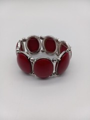 Antique red oval plastic stone silver tone metal flex stretchy bracelet 7″