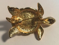 Vintage GoldTone Turtle Brooch with Faux Pearl 1 7/8″ NOS Good Quality #819B2