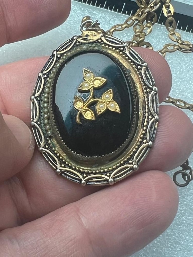Black Brass Pendant Charm Necklace Jewelry (H2025H)