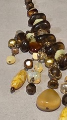 VINTAGE NANCY K CZECH REPUBLIC BIB 20″ CRYSTAL BROWNS NATURE GLASS NECKLACE