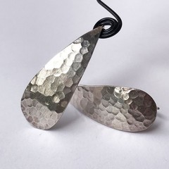 Vintage 925 Sterling Silver Teardrop Hammered Drop Earrings 4.5 cm