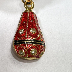 Faberge 5 Egg Bracelet The Museum Company Gold Plated Pewter Jewel Tones