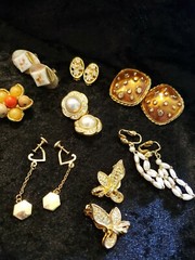 VINTAGE GOLDTONE LOT Assorted Clip-On Earrings SET/14 Pairs