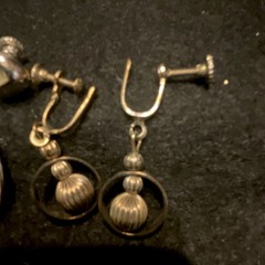 Vintage Mixed Earrings screw back Lot 6 Pcs Gold Silver Tone Metal No Stone