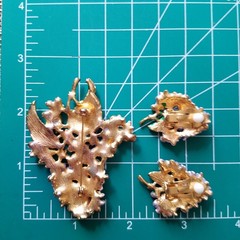 Vintage Lilac Floral Purple and Green Enamel Brooch and Clip Earrings Set