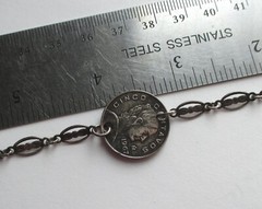 30in VINTAGE 1967 CINCO CENTAVOS MEXICO COIN SILVER PLATED ORNATE CHAIN NECKLACE