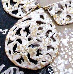 VTG RUNWAY RARE NAPIER BERTOLLI WHITE BRUTALIST “MOLTEN LAVA” BIB NECKLACE EXC