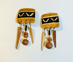 VTG Boho Ethnic Native Tribal Wood Clip Dangle Chevron Earrings Hand Painted