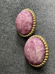 Vintage 1.1” Purple Enameled Cabochon Gold Tone Metal Round Earrings