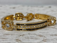 Camrose & Kross Black & Gold Tone Necklace & Bracelet Jackie Kennedy COA