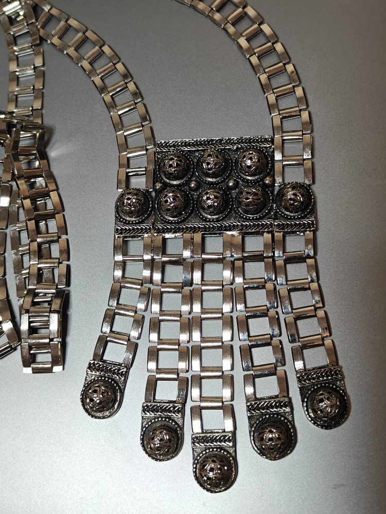 Vintage SIGNED Designer EDLEE 70’s Modernist Long Fringed Necklace 30” Silver