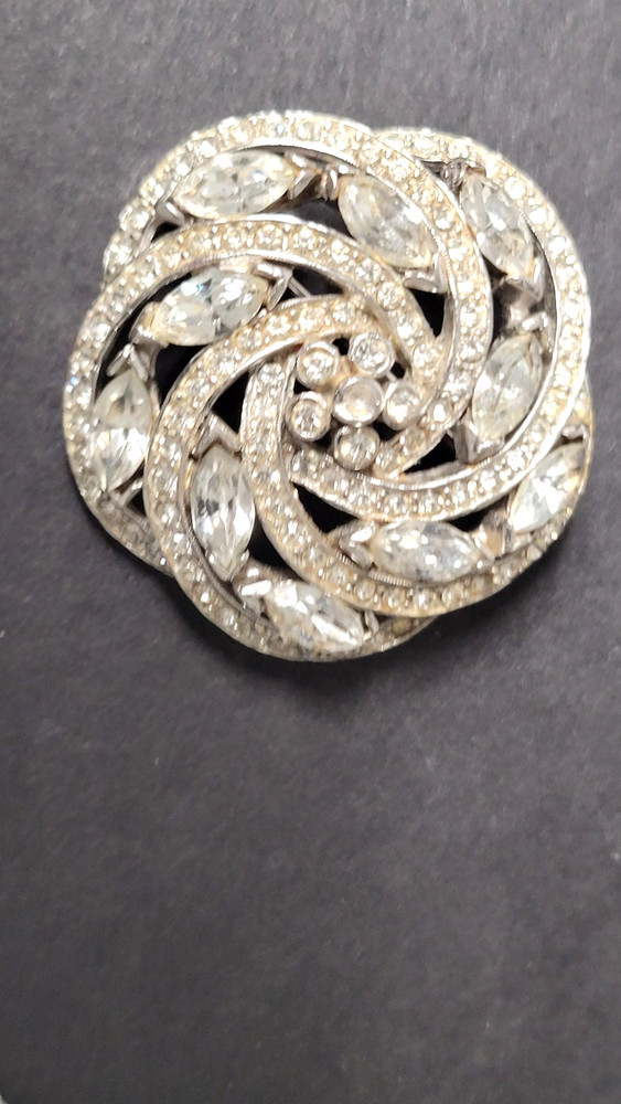 1950s Round and Marquis Cut Crystal Sunburst or Pinwheel Brooch Pendant