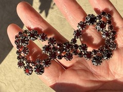 Antique Faceted Glass Or Garnet Gemstones Huge Broken Bow Brooch Pin READ