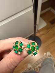 Vintage Green Rhinestone Screw Back Earrings Gold Tone Emerald Glass Art Deco