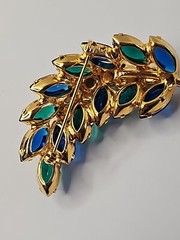 VTG Juliana Brooch & Clip on Earrings Green Blue Rhinestones Goldtone