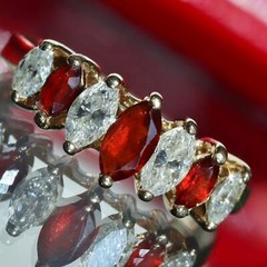 14k yellow gold size 4 ring 0.90ct garnet natural diamond pyramid 3.0gr N3074E