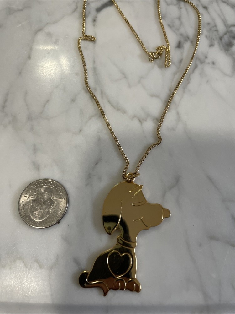 Vintage Snoopy Necklace Pendant Gold Plated Peanuts Cartoon Dangle Dog Peanuts