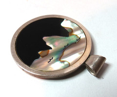NICE WOMENS 925 STERLING SILVER “THE SILVER MOON” ABALONE PENDANT 28MM