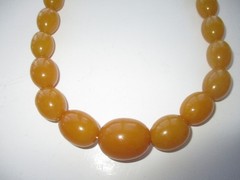 vintage Butterscotch BAKELITE Catalin 110 grams Necklace extra long 29″ TESTED