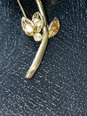 Vintage 1960’s Amber/Clear Rhinestone Goldtone Flower Brooch Pin w/ Secure Clasp