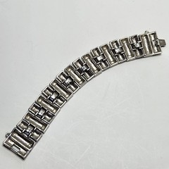 Vintage Monet Silvertone Bracelet Textured 1″ wide 7″ Fold Over Clasp No Safety