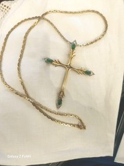 Beautiful Large Marked JOMAZ Gold Tone Cross Jade Tips