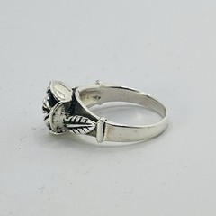 Vintage Sterling Silver Rose & Leaf Ring Finger 6.75 (5.50g)