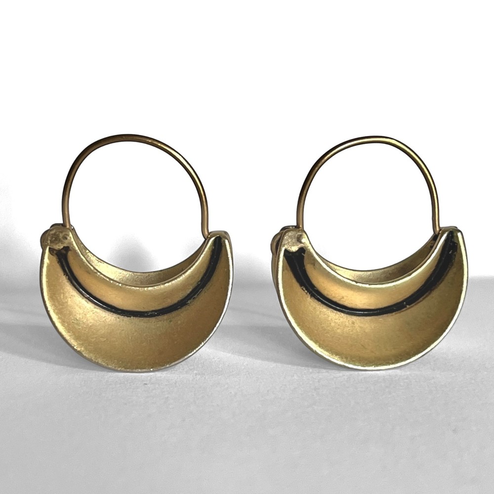 VTG Crescent Hoop Earrings Gold Tone Wire Dangle Pierced Tribal Runway Antiqued