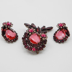 Juliana D&E Brooch Earrings Amethyst Purple Rose Pink Givre Stripe Pin Set Book
