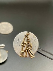 Vintage Drunken Tipsy Man Lamp Post Figural Gold Silver Tone Novelty Cufflinks
