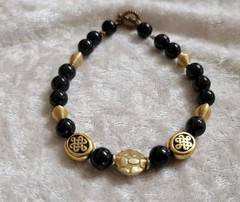 Vintage Black & Gold Toggle Clasp Bracelet 8.5in