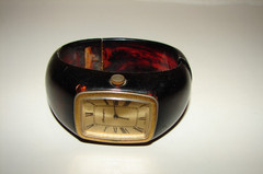 Vintage DYNASTY Watch Tortoise Polystyrene Plastic Clamp Bangle